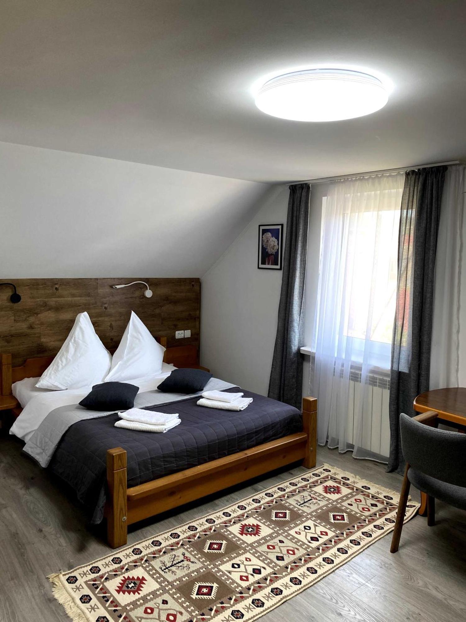 Hotel Karpats'kyi Kalejdoskop Slavske Exterior foto